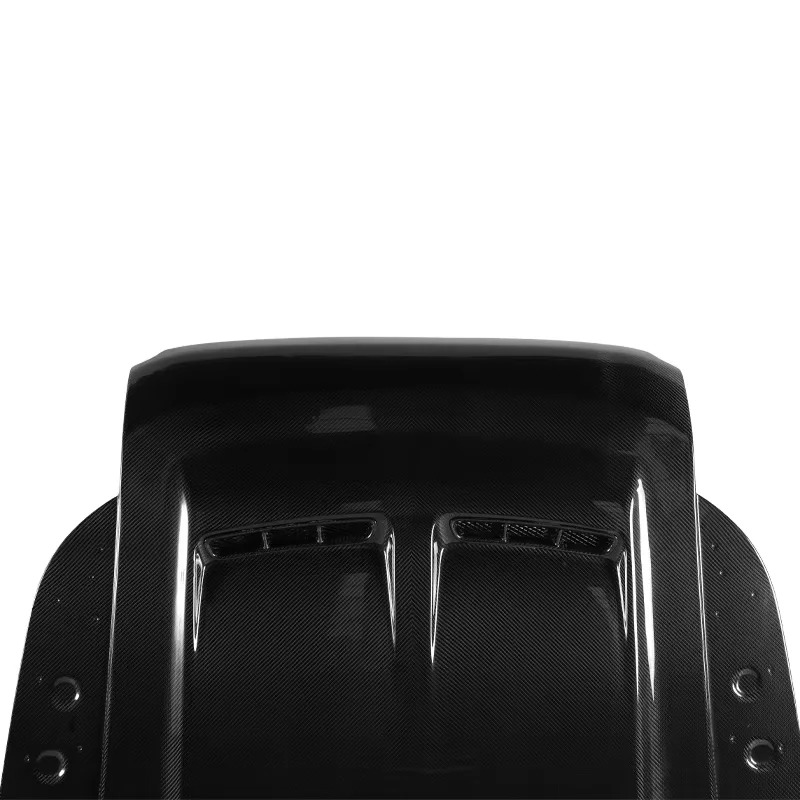 Dry Carbon Fiber Front Bonnet  SVR Style Engine Cover for Defender 90/110 Engine Bonnet Hood